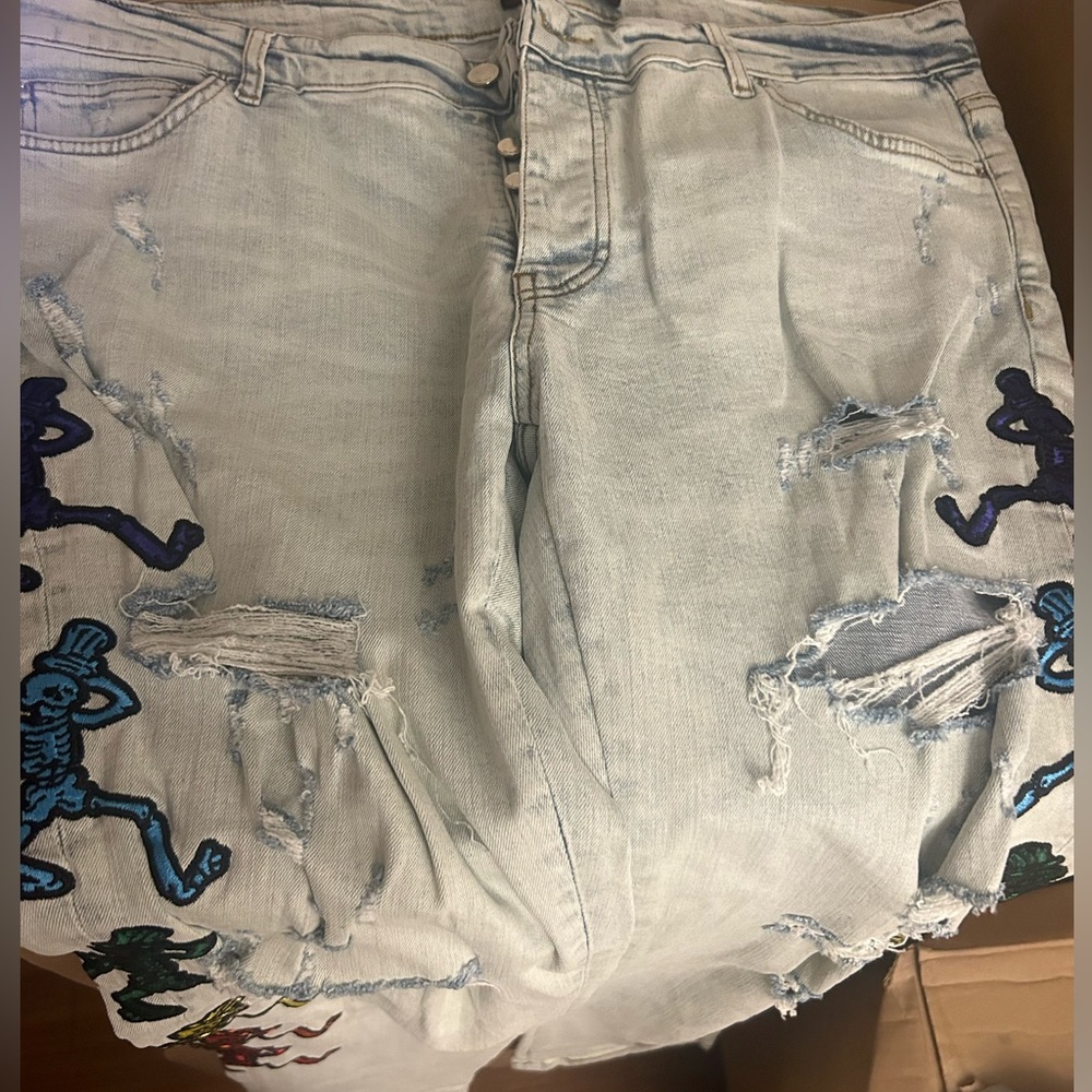 Amiri Jeesns Size 38